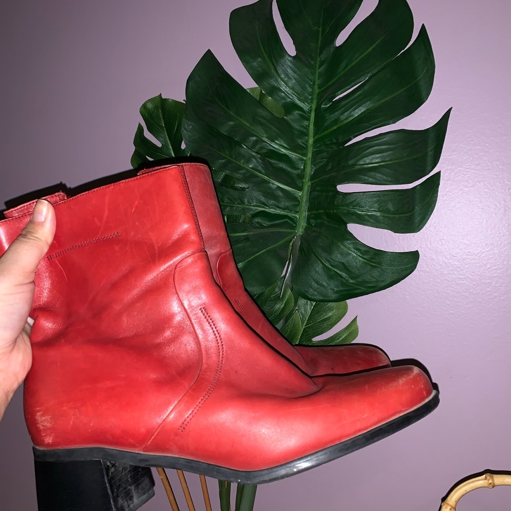 Red boots
